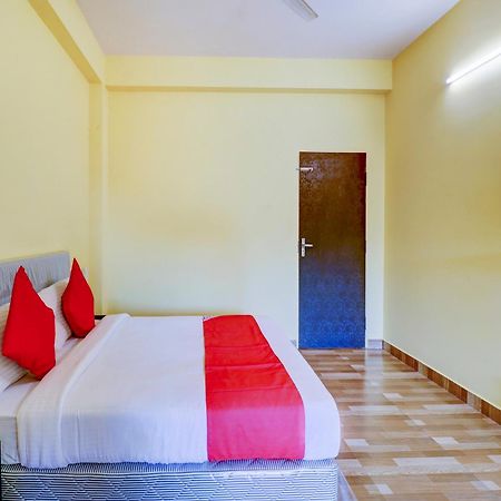 Gaurika Residency Boarding & Lodging - Padubidri Hotel Ngoại thất bức ảnh