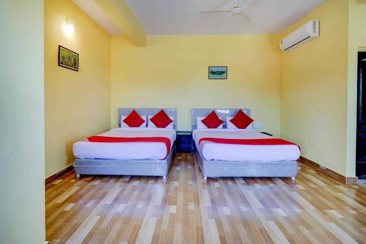 Gaurika Residency Boarding & Lodging - Padubidri Hotel Ngoại thất bức ảnh
