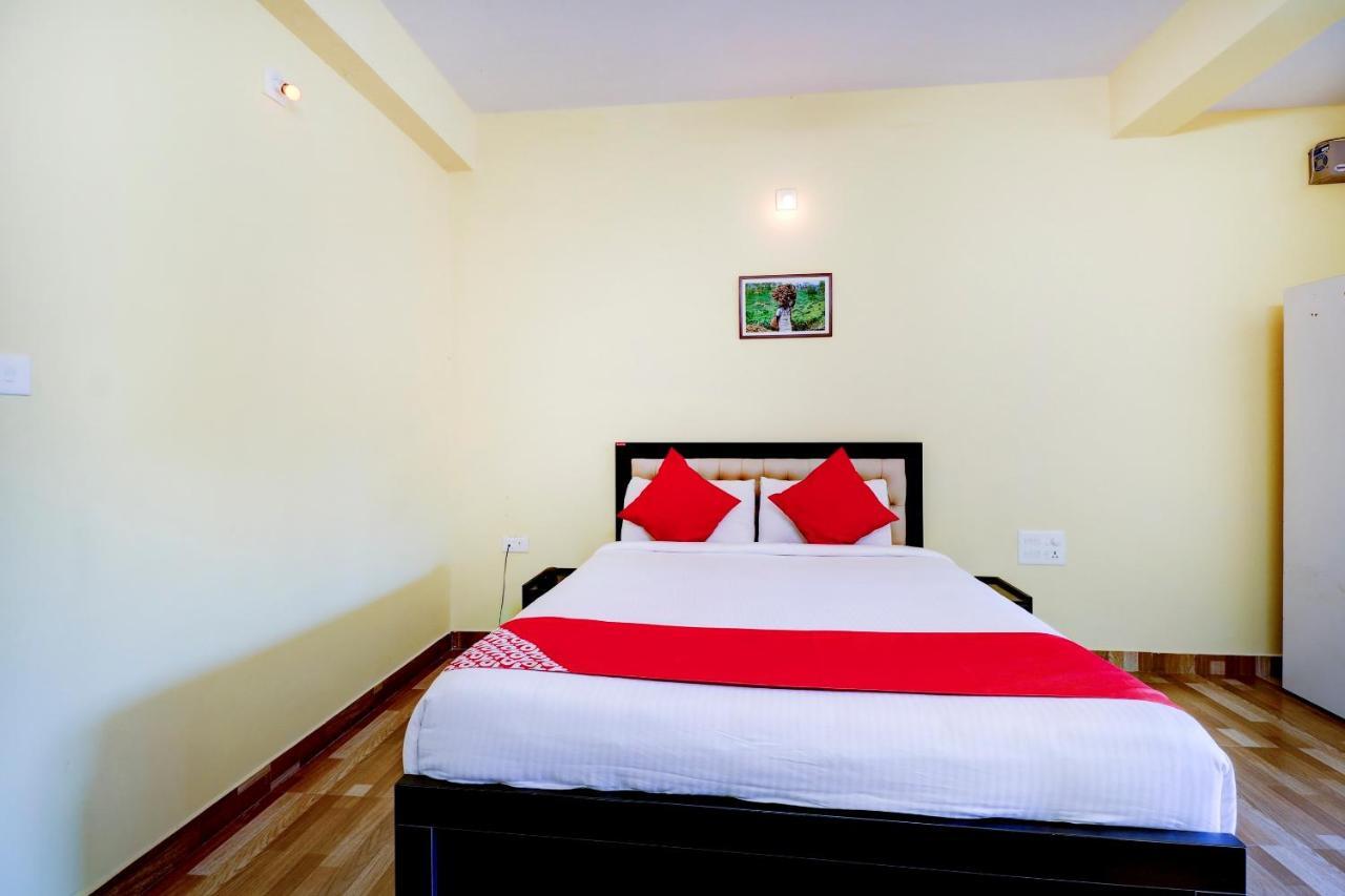 Gaurika Residency Boarding & Lodging - Padubidri Hotel Ngoại thất bức ảnh