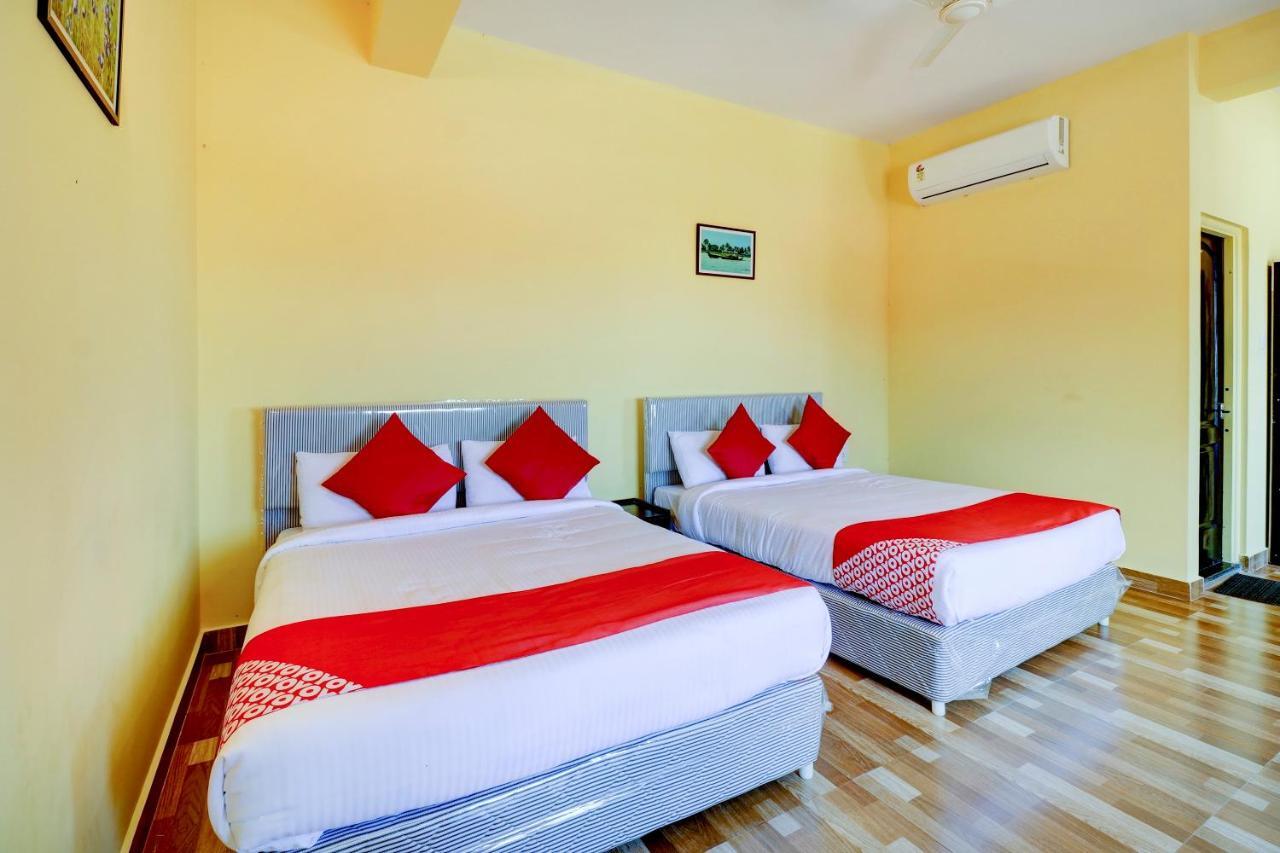 Gaurika Residency Boarding & Lodging - Padubidri Hotel Ngoại thất bức ảnh