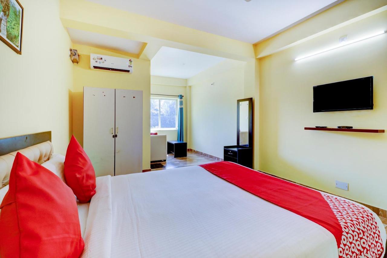 Gaurika Residency Boarding & Lodging - Padubidri Hotel Ngoại thất bức ảnh